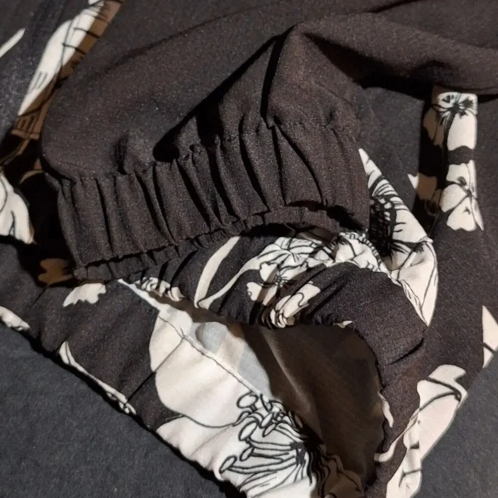 Boston Proper Lightweight Jacket Windbreaker Women's Small Black White Floral